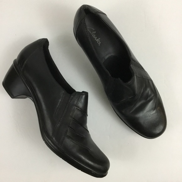 clarks comfy work shoes